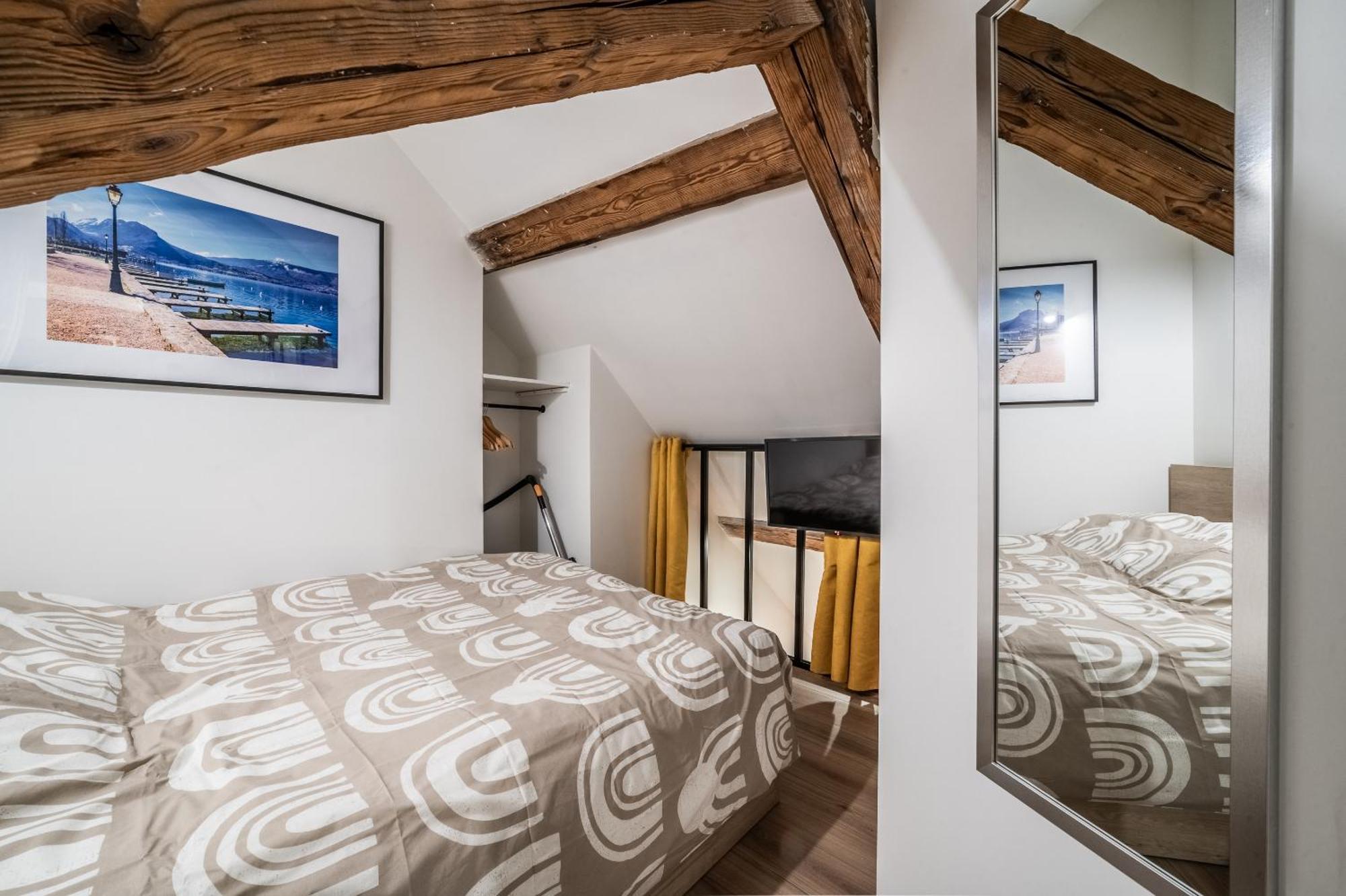 Coeur Vieille Ville Annecy Bagian luar foto